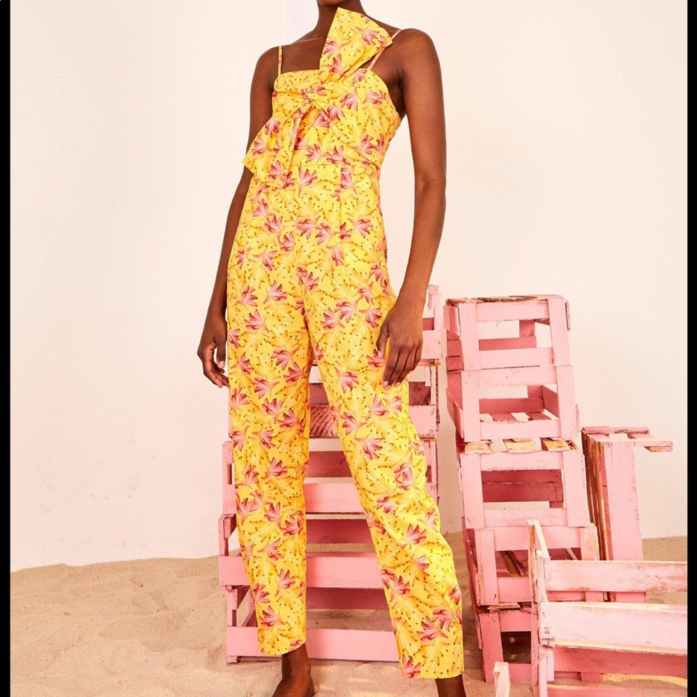 NEW Farm Rio bowtop jumper banana sunshine overalls romper M